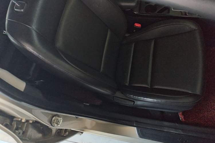 Used Hyundai Mistra 2016 1.8L Automatic Smart GLS Right Front Seat