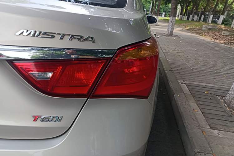 Used Hyundai Mistra 2016 1.6T Automatic Smart GLS Right Rear Taillight