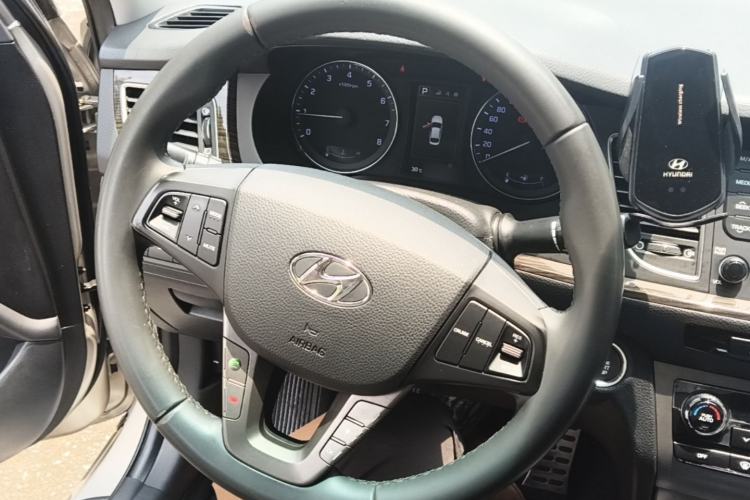Used Hyundai Mistra 2016 1.6T Automatic Flagship TOP Model Steering Wheel