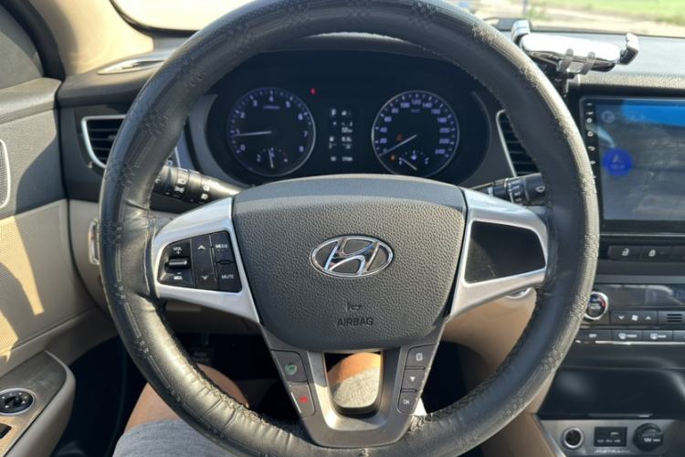Used Hyundai Mistra 2016 1.8L Automatic Smart GLS Steering Wheel