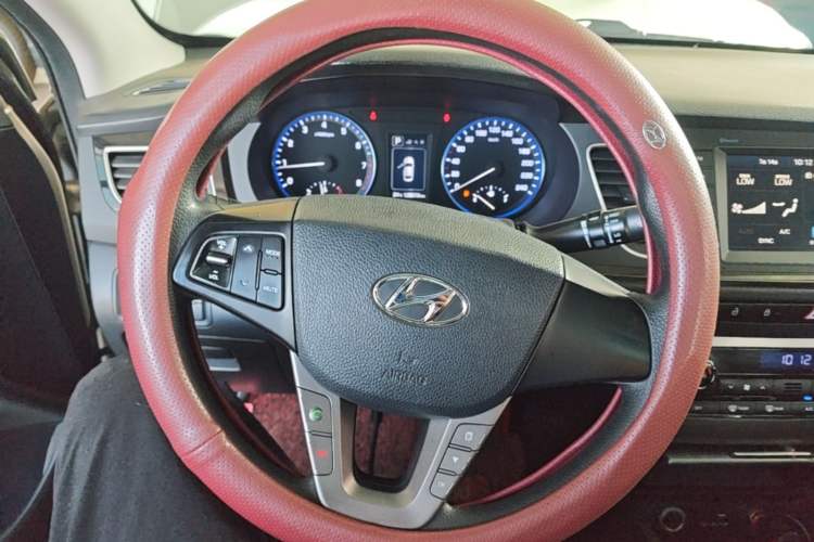 Used Hyundai Mistra 2016 1.8L Automatic Smart GLS Steering Wheel