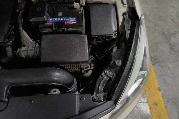 Used Hyundai Mistra 2016 1.8L Automatic Deluxe DLX Model Engine Bay Left