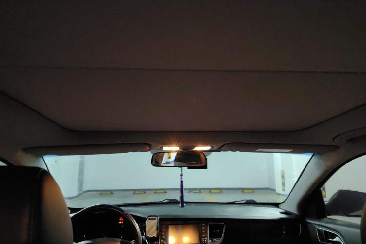 Used Hyundai Mistra 2016 1.8L Automatic Deluxe DLX Model Headliner