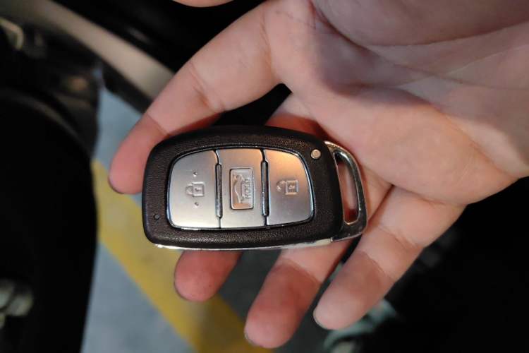 Used Hyundai Mistra 2016 1.8L Automatic Deluxe DLX Model Vehicle Key