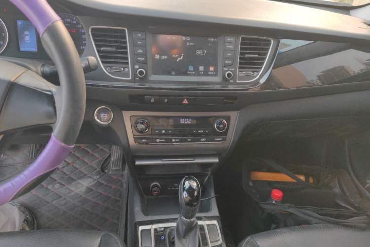 Used Hyundai Mistra 2016 1.8L Automatic Smart GLS Audio And AC Panel