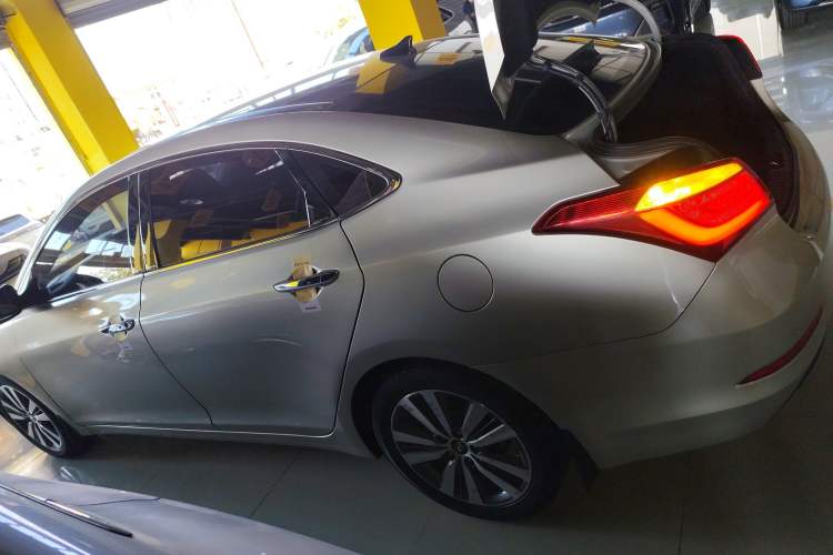 Used Hyundai Mistra 2016 1.8L Automatic Deluxe DLX Model Exterior 3