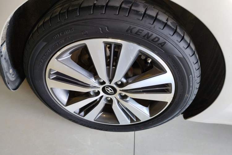 Used Hyundai Mistra 2016 1.8L Automatic Deluxe DLX Model Exterior 8