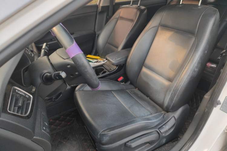 Used Hyundai Mistra 2016 1.8L Automatic Smart GLS Left Front Seat