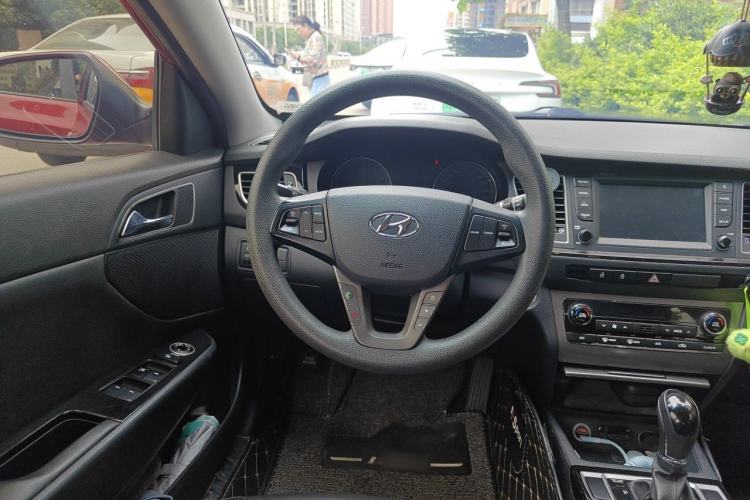 Used Hyundai Mistra 2016 1.8L Automatic Smart GLS Steering Wheel