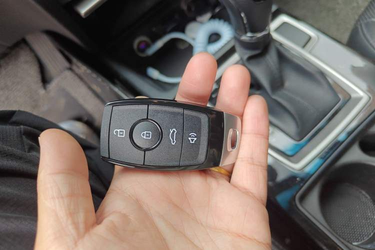 Used Hyundai Mistra 2016 1.8L Automatic Smart GLS Vehicle Key