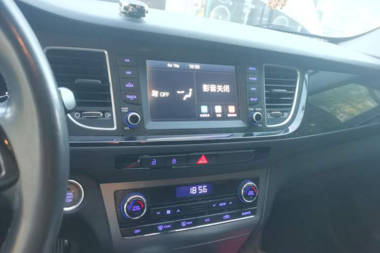 Used Hyundai Mistra 2016 1.8L Automatic Deluxe DLX Model Audio And AC Panel