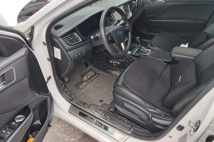 Used Hyundai Mistra 2016 1.8L Automatic Smart GLS Driver Seat