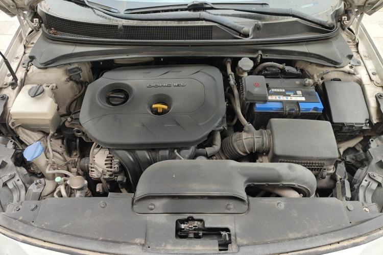 Used Hyundai Mistra 2016 1.8L Automatic Smart GLS Engine Bay