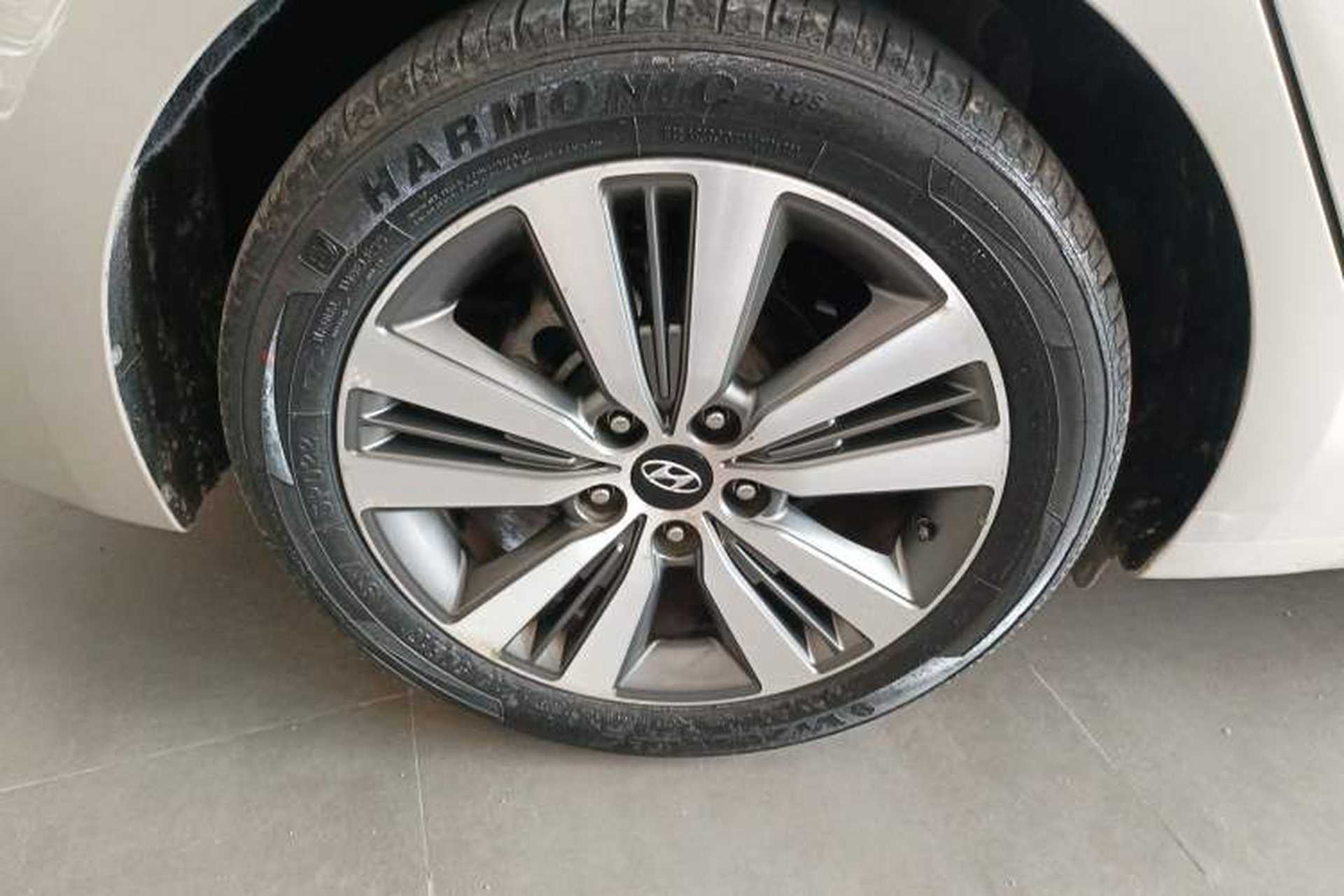 Used Hyundai Mistra 2016 1.8L Automatic Smart GLS Exterior 3