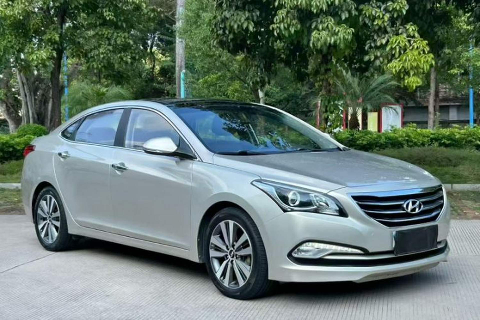 Used Hyundai Mistra 2016 1.8L Automatic Smart GLS Exterior 4