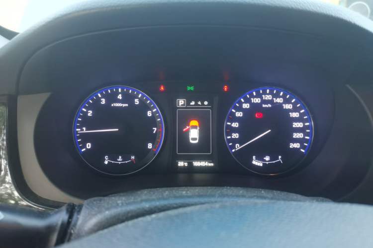 Used Hyundai Mistra 2016 1.8L Automatic Deluxe DLX Model Instrument Cluster