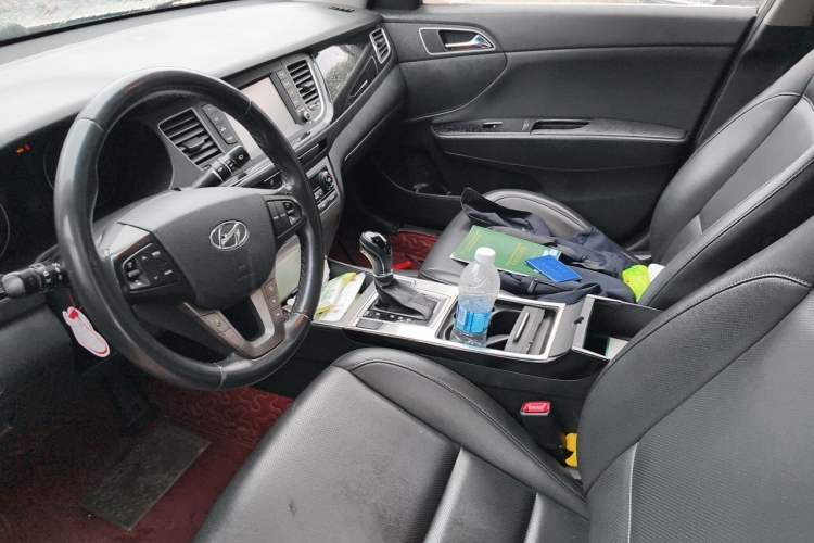 Used Hyundai Mistra 2016 1.8L Automatic Deluxe DLX Model Left Front Seat
