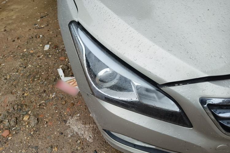 Used Hyundai Mistra 2016 1.8L Automatic Deluxe DLX Model Right Front Headlight