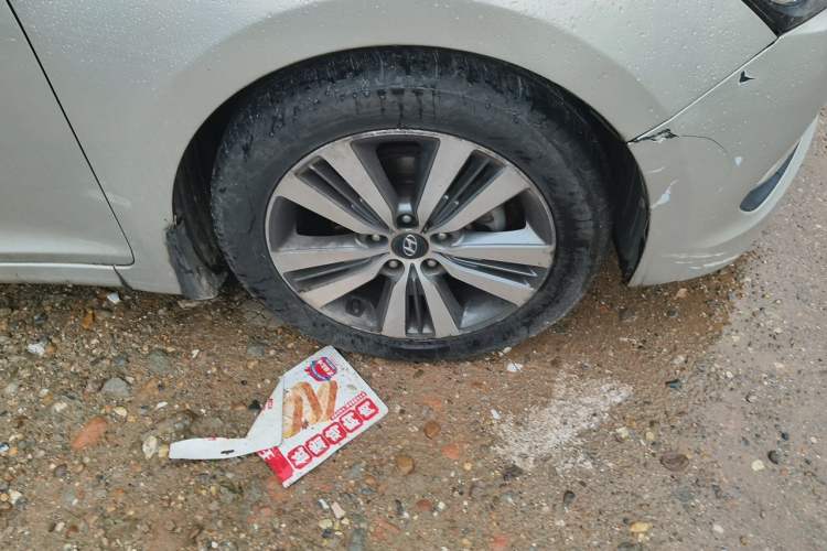 Used Hyundai Mistra 2016 1.8L Automatic Deluxe DLX Model Right Front Wheel Hub