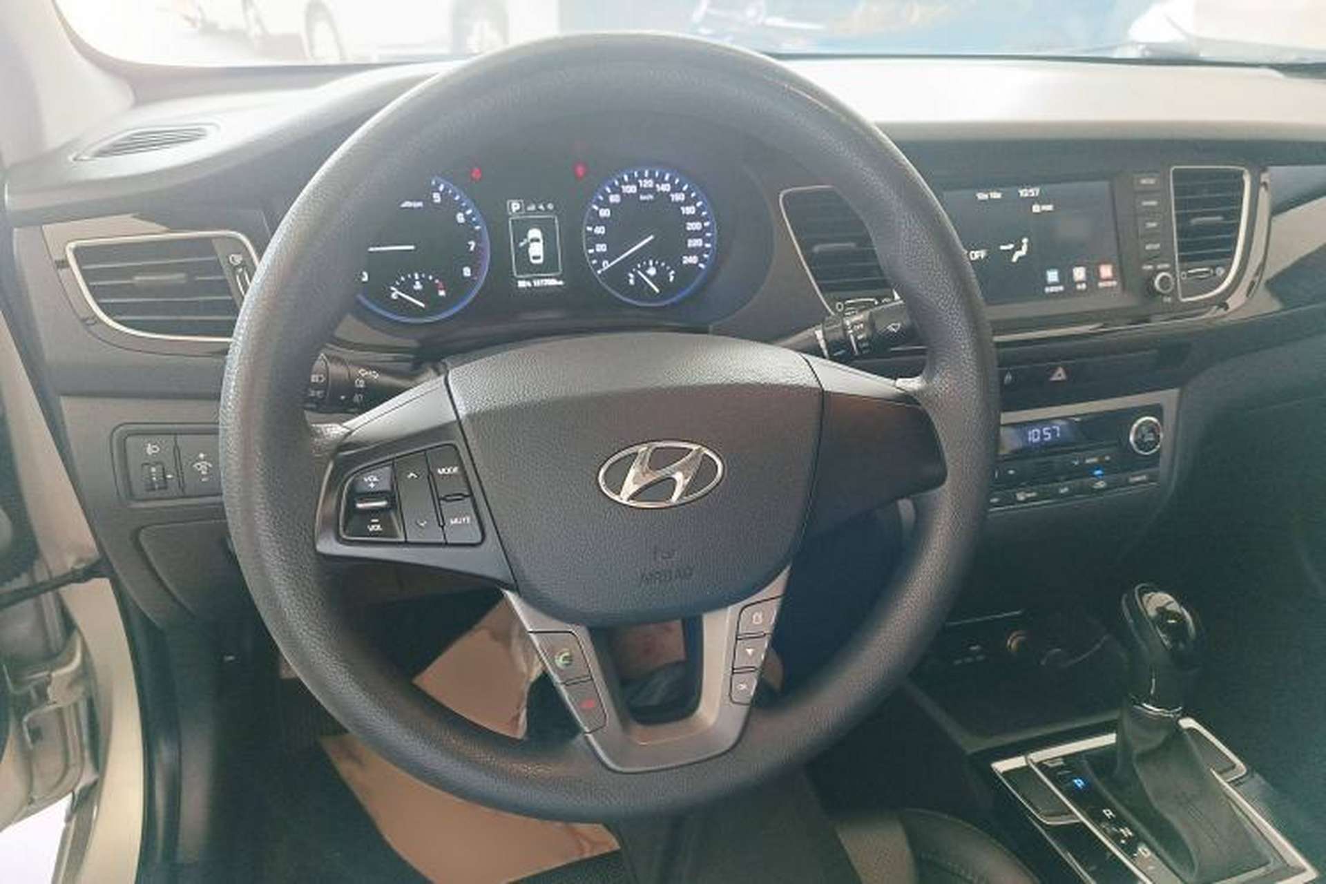 Used Hyundai Mistra 2016 1.8L Automatic Smart GLS Steering Wheel