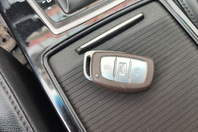Used Hyundai Mistra 2016 1.8L Automatic Smart GLS Vehicle Key