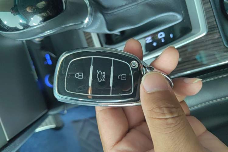 Used Hyundai Mistra 2016 1.6T Automatic Flagship TOP Model Vehicle Key