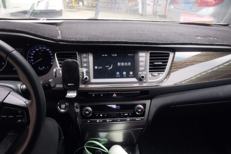 Used Hyundai Mistra 2016 1.6T Automatic Flagship TOP Model Audio And AC Panel