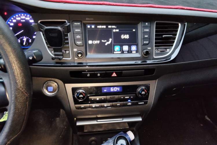 Used Hyundai Mistra 2016 1.8L Automatic Smart GLS Audio And AC Panel