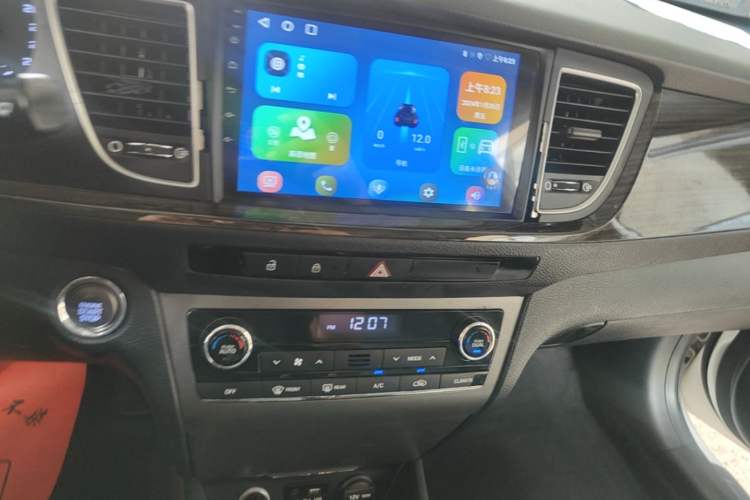 Used Hyundai Mistra 2016 1.6T Automatic Smart GLS Audio And AC Panel