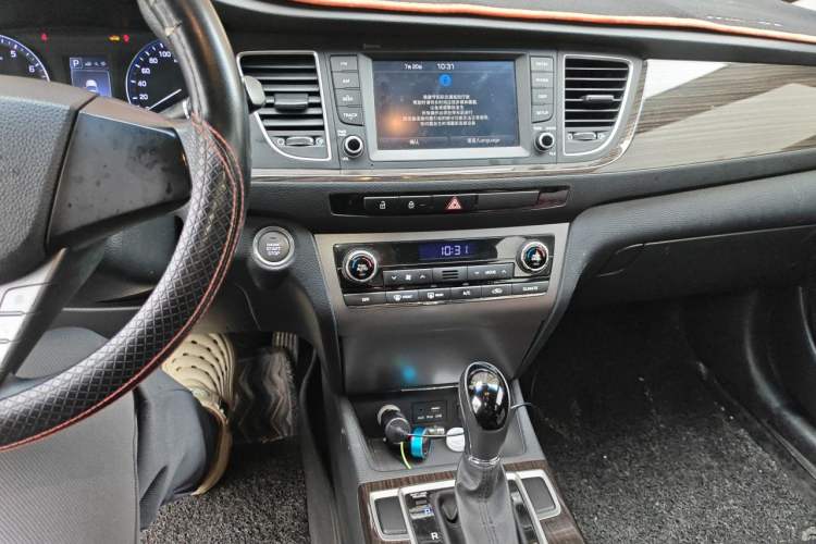 Used Hyundai Mistra 2016 1.8L Automatic Smart GLS Audio And AC Panel