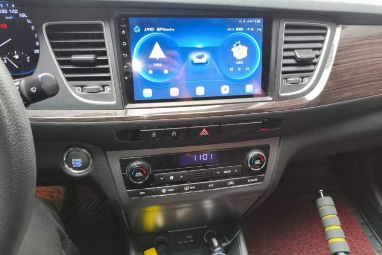 Used Hyundai Mistra 2016 1.6T Automatic Smart GLS Audio And AC Panel