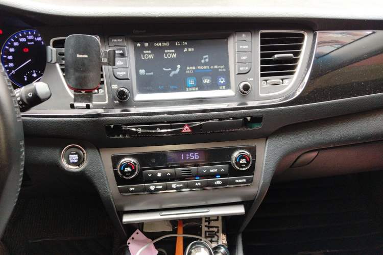 Used Hyundai Mistra 2016 1.8L Automatic Smart GLS Audio And AC Panel