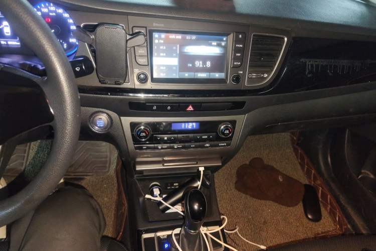 Used Hyundai Mistra 2016 1.8L Automatic Smart GLS Audio And AC Panel