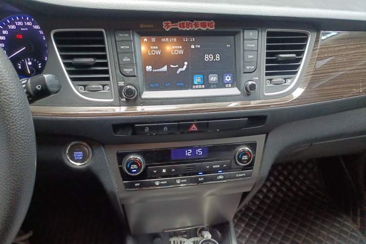 Used Hyundai Mistra 2016 1.6T Automatic Smart GLS Audio And AC Panel
