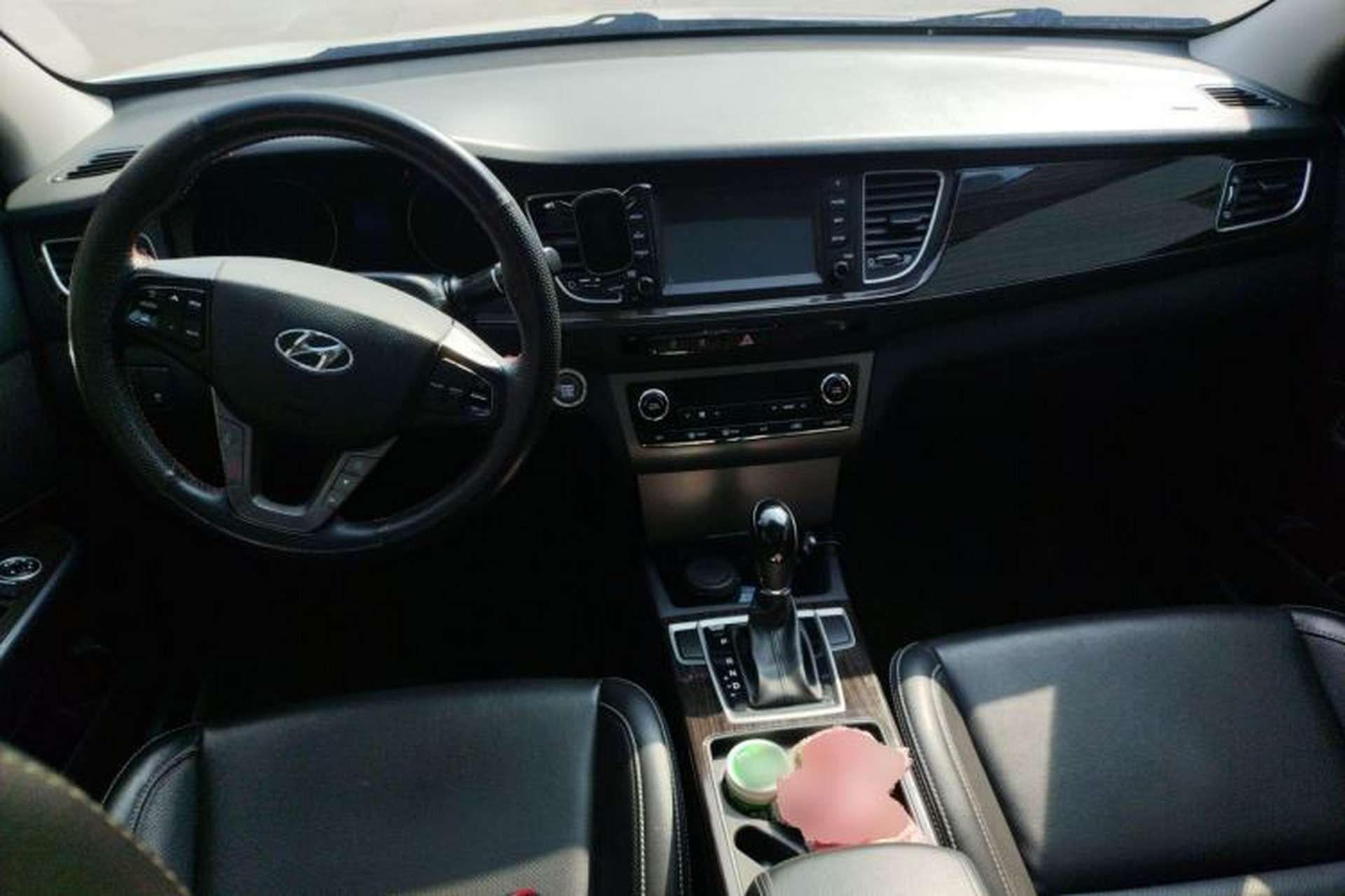Used Hyundai Mistra 2016 1.6T Automatic Smart GLS Center Console