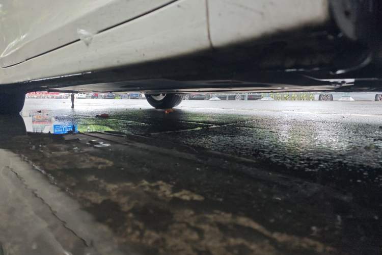 Used Hyundai Mistra 2016 1.8L Automatic Deluxe DLX Model Chassis Front Right