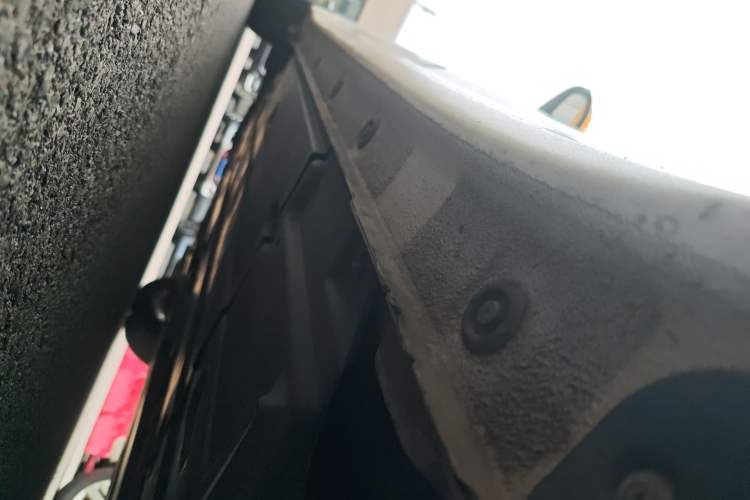 Used Hyundai Mistra 2016 1.8L Automatic Smart GLS Chassis Rear Left
