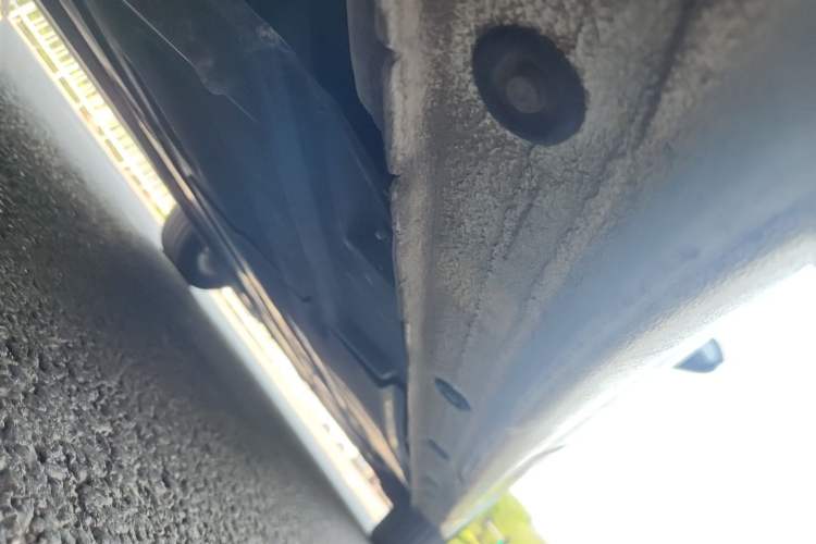 Used Hyundai Mistra 2016 1.8L Automatic Smart GLS Chassis Rear Right