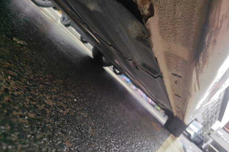 Used Hyundai Mistra 2016 1.8L Automatic Deluxe DLX Model Chassis Rear Right