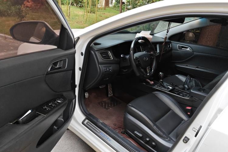 Used Hyundai Mistra 2016 1.8L Automatic Deluxe DLX Model Driver Seat