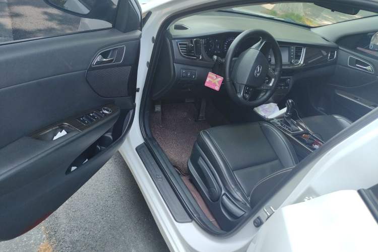 Used Hyundai Mistra 2016 1.6T Automatic Smart GLS Driver Seat
