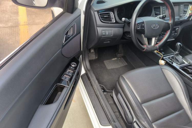Used Hyundai Mistra 2016 1.8L Automatic Smart GLS Driver Seat