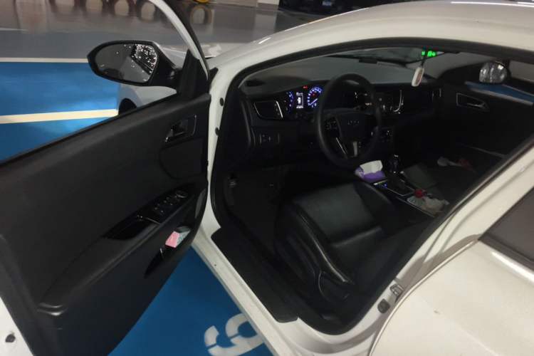 Used Hyundai Mistra 2016 1.8L Automatic Smart GLS Driver Seat