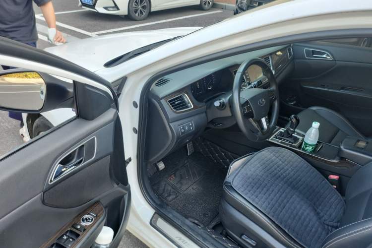 Used Hyundai Mistra 2016 1.6T Automatic Flagship TOP Model Driver Seat