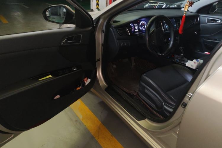 Used Hyundai Mistra 2016 1.8L Automatic Smart GLS Driver Seat