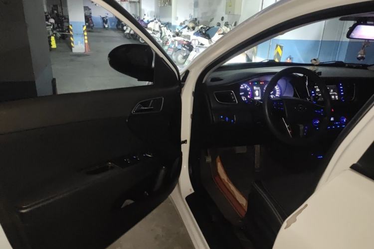 Used Hyundai Mistra 2016 1.6T Automatic Smart GLS Driver Seat