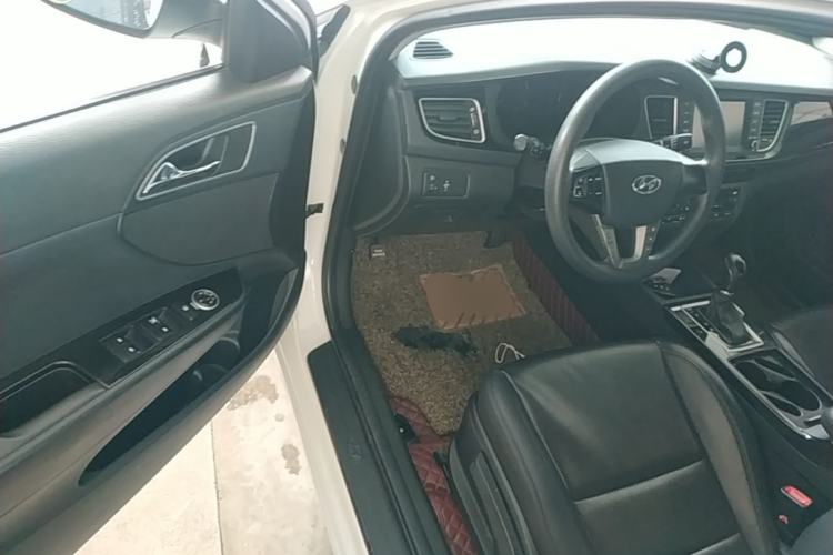Used Hyundai Mistra 2016 1.8L Automatic Smart GLS Driver Seat