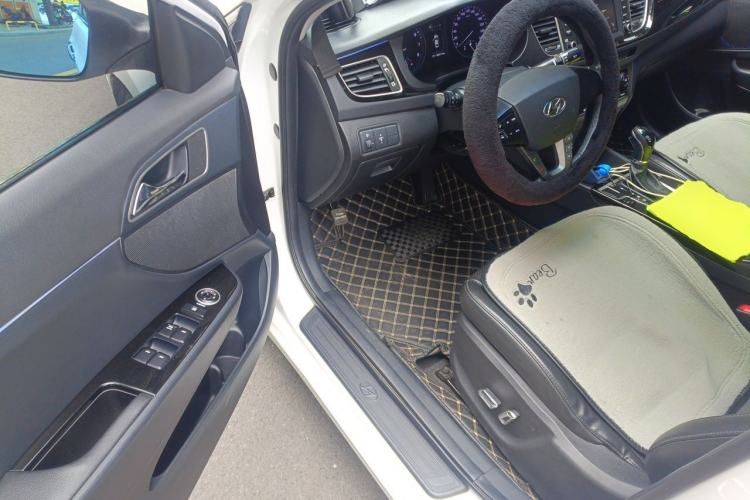 Used Hyundai Mistra 2016 1.8L Automatic Smart GLS Driver Seat