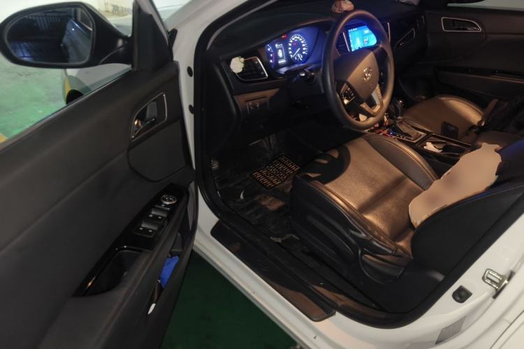 Used Hyundai Mistra 2016 1.8L Automatic Smart GLS Driver Seat