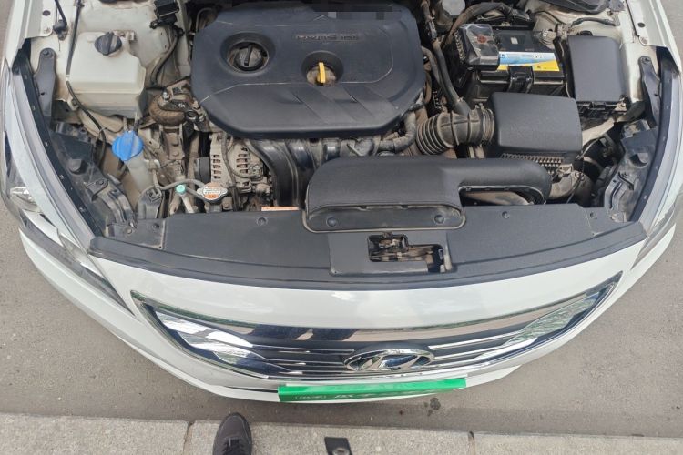 Used Hyundai Mistra 2016 1.8L Automatic Deluxe DLX Model Engine Bay